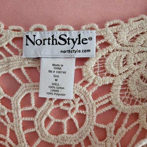 Crochet Cream Colored 3/4 Sleeve Tunic Top Size M. - Picture 2 of 2